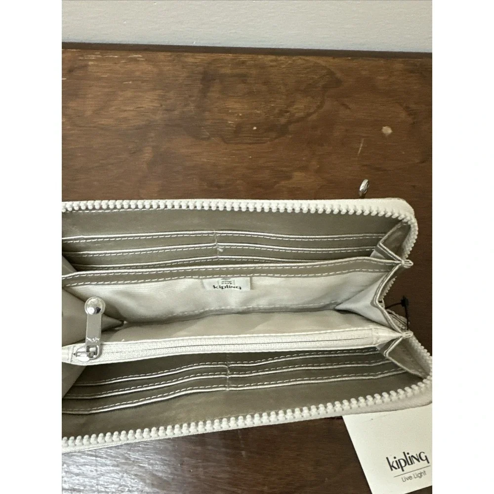 Kipling Imali Silver Cloud Metal Large RFID Wallet Wristlet KI4284 NEW